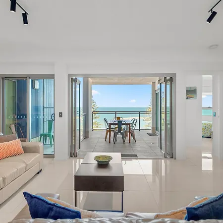Proximity Waterfront Aparthotel