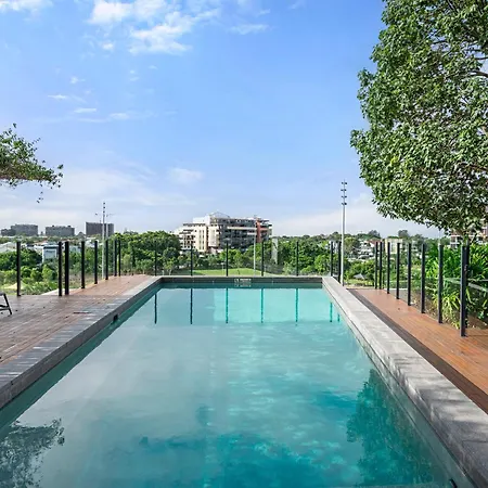 13q Boutique 1 Bedroom Abnb-style Apartment, Location
