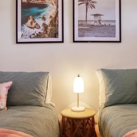 Apartment Recharge On Garden I Cafes & Comfy Quarters Brisbane