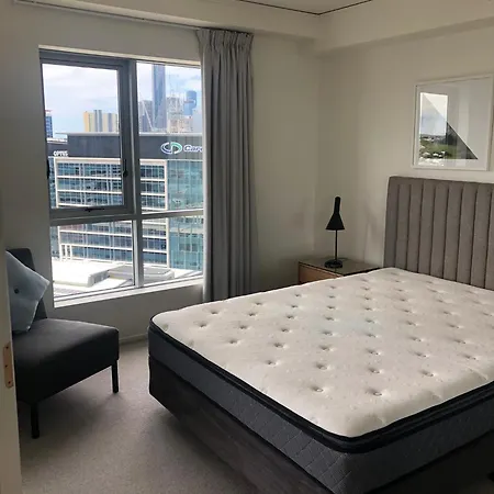 Perfect Self-contained * Brisbane