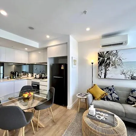 2-bed With Pool Gym Parking And Balcony Apartment Brisbane
