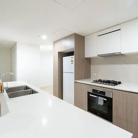 Luxurious 2br2ba Resort-style Retreat In Hamilton * Brisbane