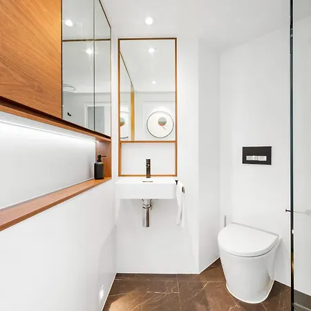 The Summit - Luxury Apartment *