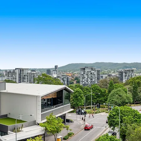 The Summit - Luxury * Brisbane