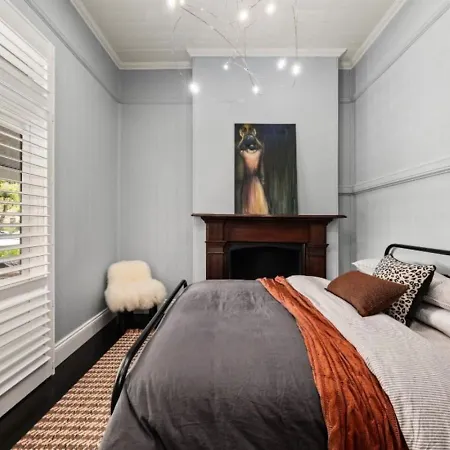 Luxury Inner Heritage House *
