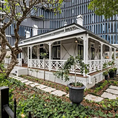 Luxury Inner Heritage House Holiday home *