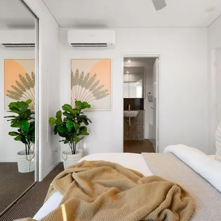 Apartment Indulgence At Meriton, Spectacular Views, Sleeps 6 Includes Carpark Brisbane