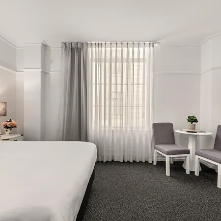 Apartment In Cbd Building *