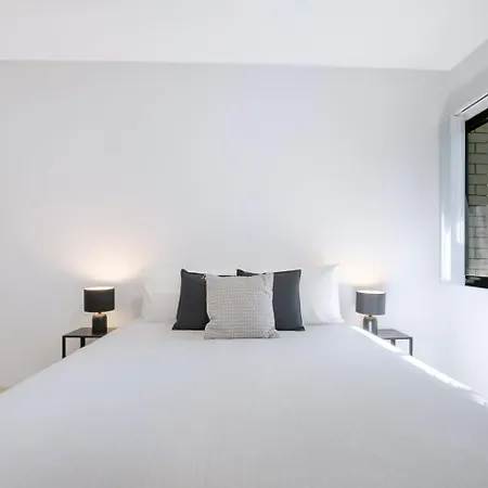 Leafy Hideout - Quiet Comfort Near Riverfront And Cbd *