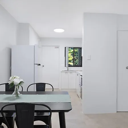 Apartment Leafy Hideout - Quiet Comfort Near Riverfront And Cbd Brisbane