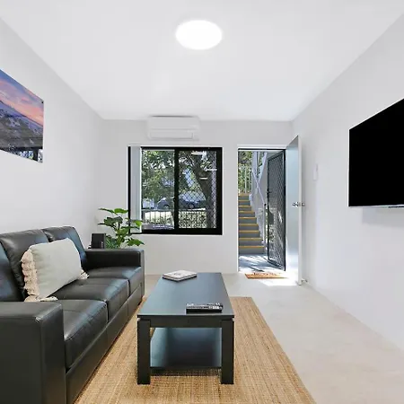 Leafy Hideout - Quiet Comfort Near Riverfront And Cbd * Brisbane
