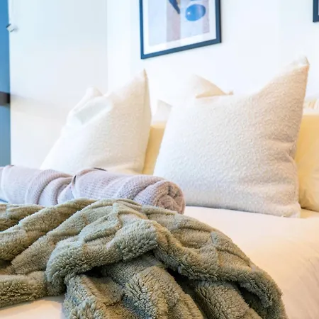 Apartment 3br In Queen's Wharf - Level 29 With And Panoramic Views *