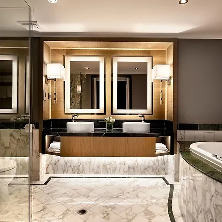 Hotel Marriott 5*