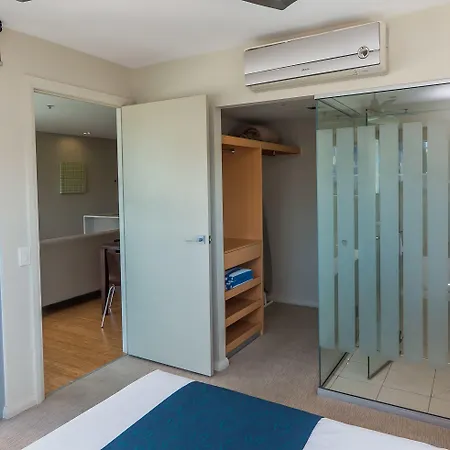Aparthotel South 4*