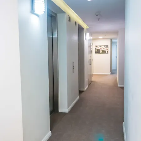 Aparthotel South 4*