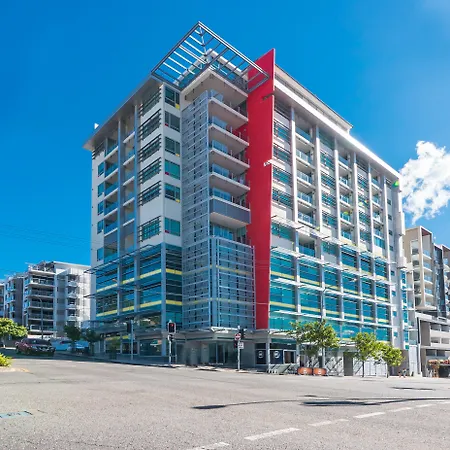 South Aparthotel 4*