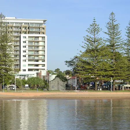 Proximity Waterfront 5*