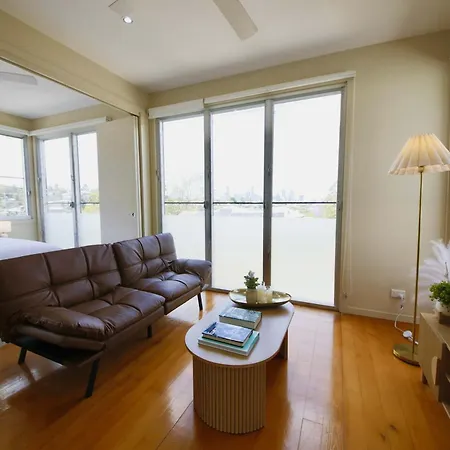 Toowong With Breathtaking Views Holiday home *
