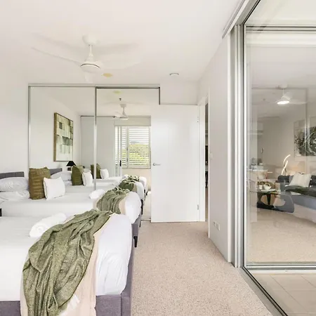 Apartment Parkland View At Roma Street Brisbane