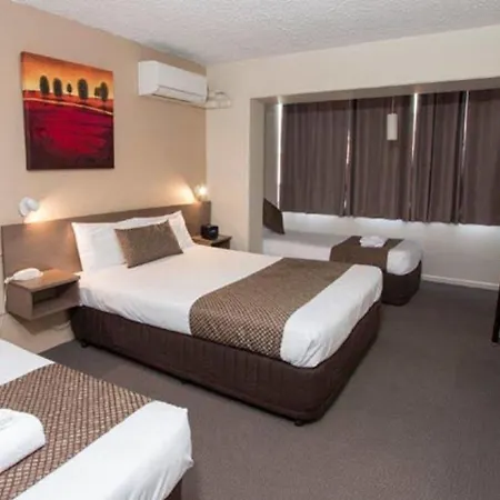 Motel The Metropolitan Spring Hill 4*