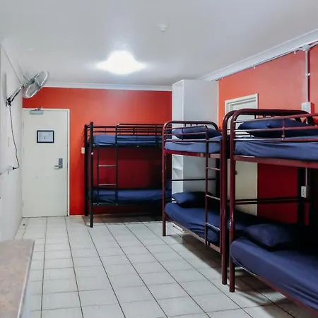 Hotel Brisbane Backpackers Resort - Hostel