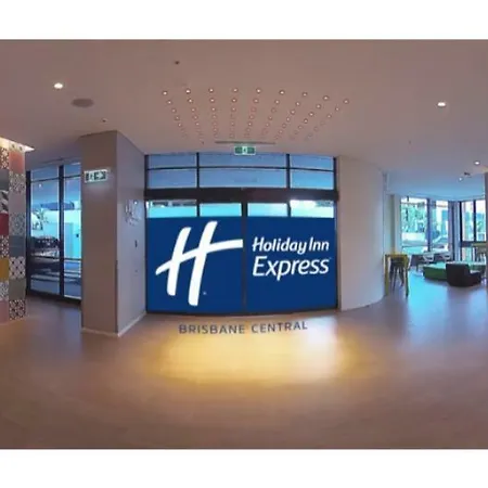 Holiday Inn Express Brisbane Central By Ihg 4*