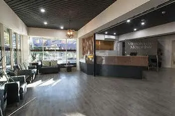 Motel The Metropolitan Spring Hill 4*
