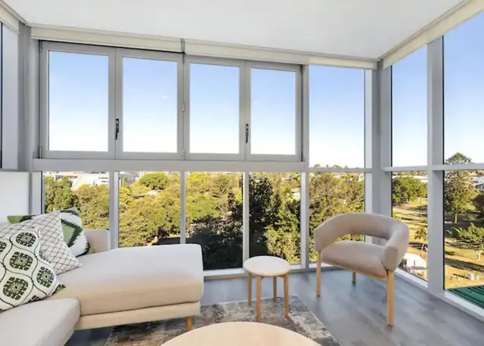 Stylish Apartment In Brisbane Share Save