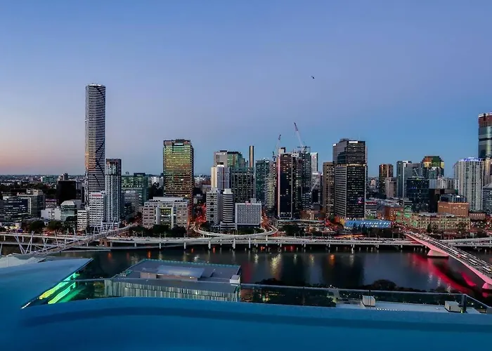Modern Style River View 2 Bedroom Apartment With Parking
