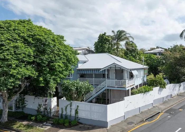 Seaside Haven Luxe Four Br Oasis With Plunge Pool