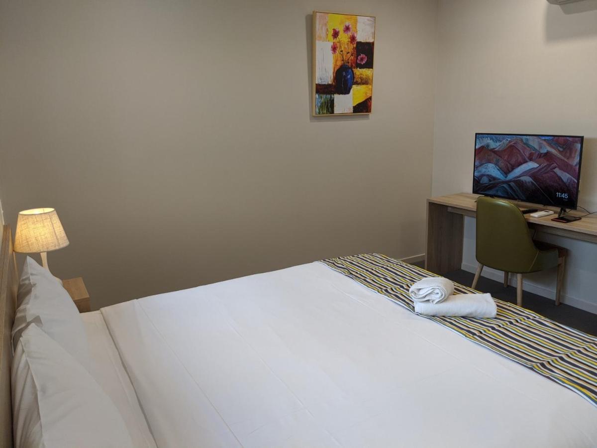 Aparthotel The Windsor, & Brisbane