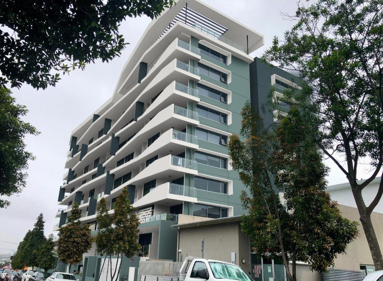 Aparthotel Code Brisbane
