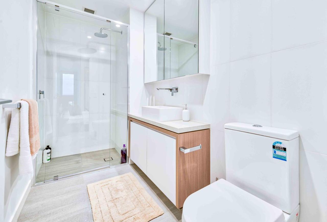 Apartment Kozyguru Fortitude Valley High Level 2 Bed + Free Parking Qfv179-2612 *