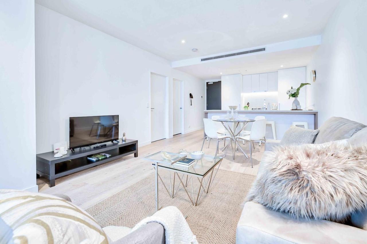 Kozyguru Fortitude Valley High Level 2 Bed + Free Parking Qfv179-2612 Brisbane