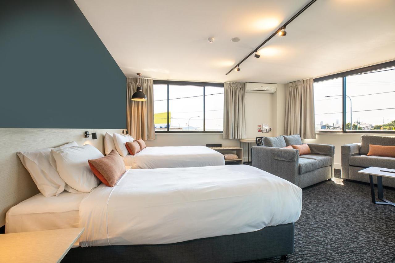 Hotel Nightcap At Chardons Corner Brisbane