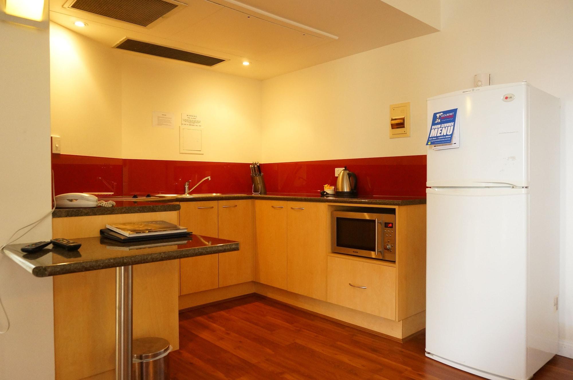 Abbey On Roma & 4* Brisbane