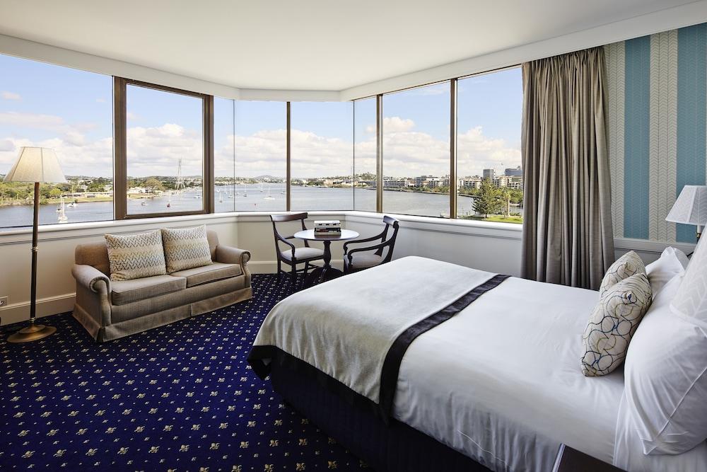 View Hotel 5*
