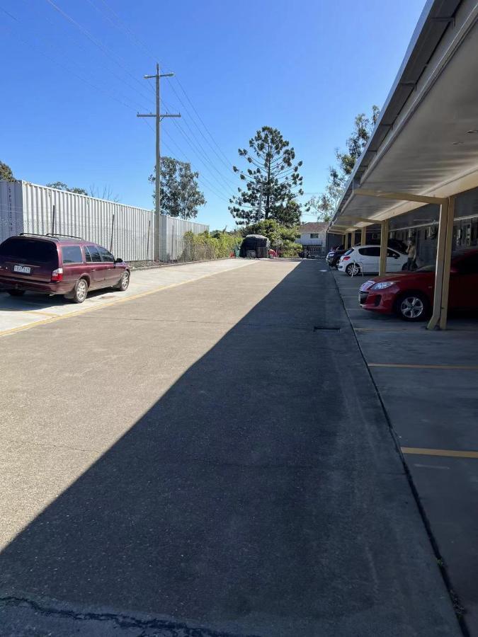 Oxley Motor Motel 4*