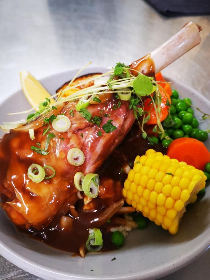 Queensport Tavern And Motel Motel Brisbane