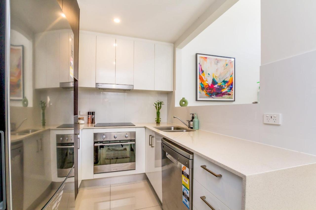 Luxurious 3bdr Townhouse In Great Location Holiday home Brisbane