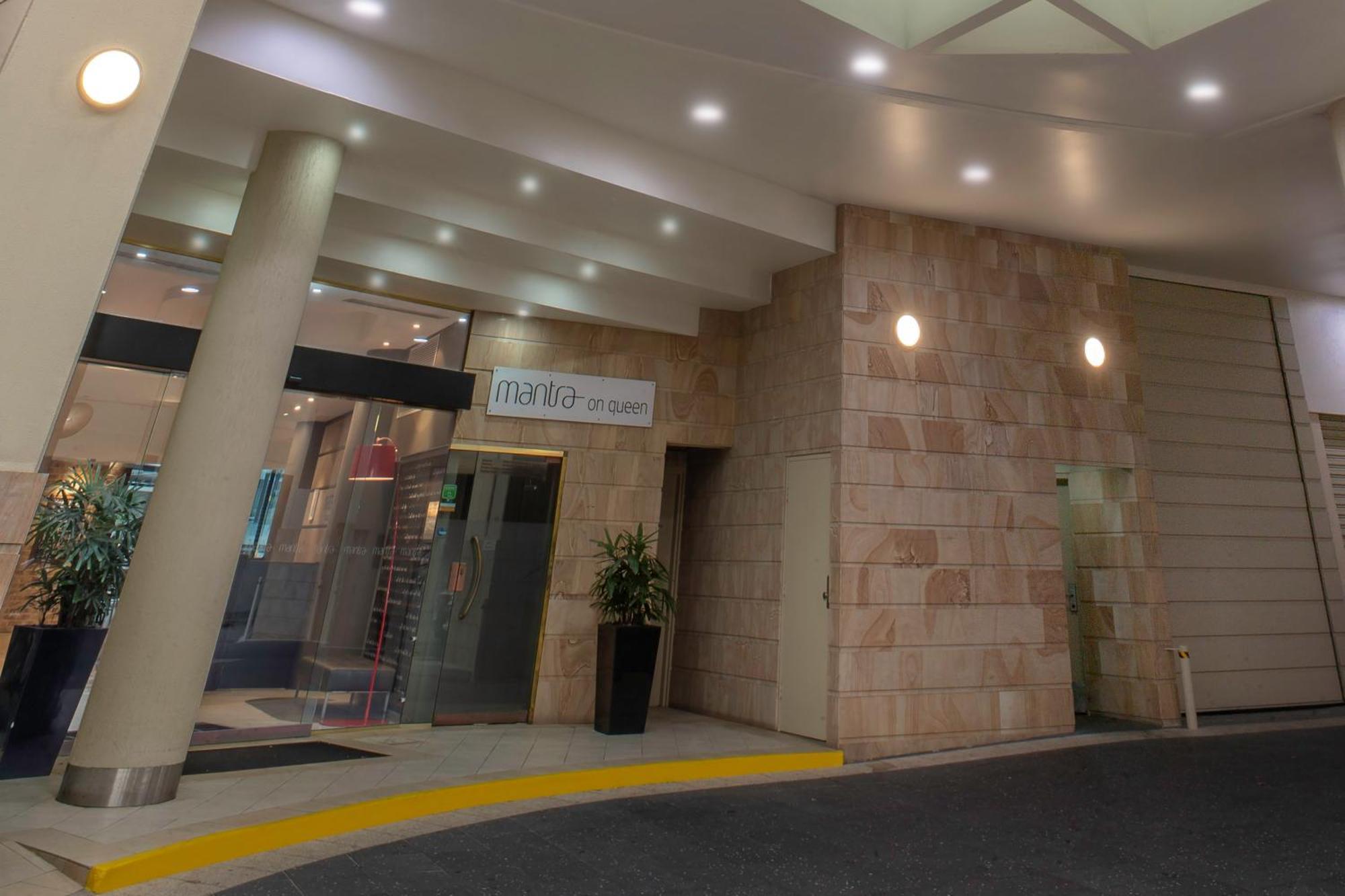 Mantra On Queen Hotel 4*