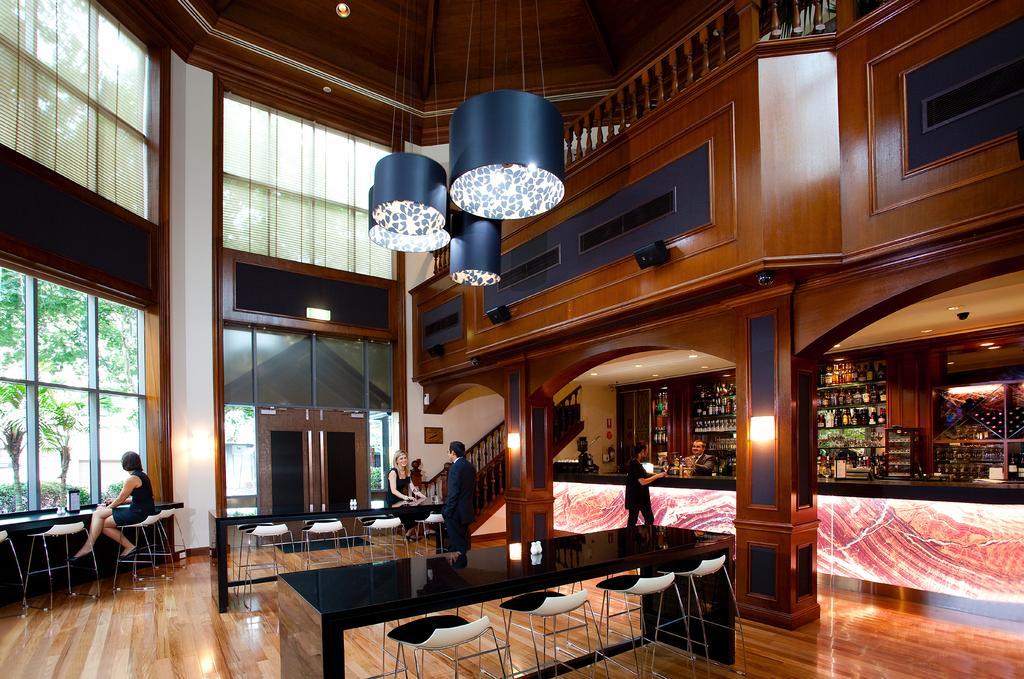 Hotel Stamford Plaza 5*