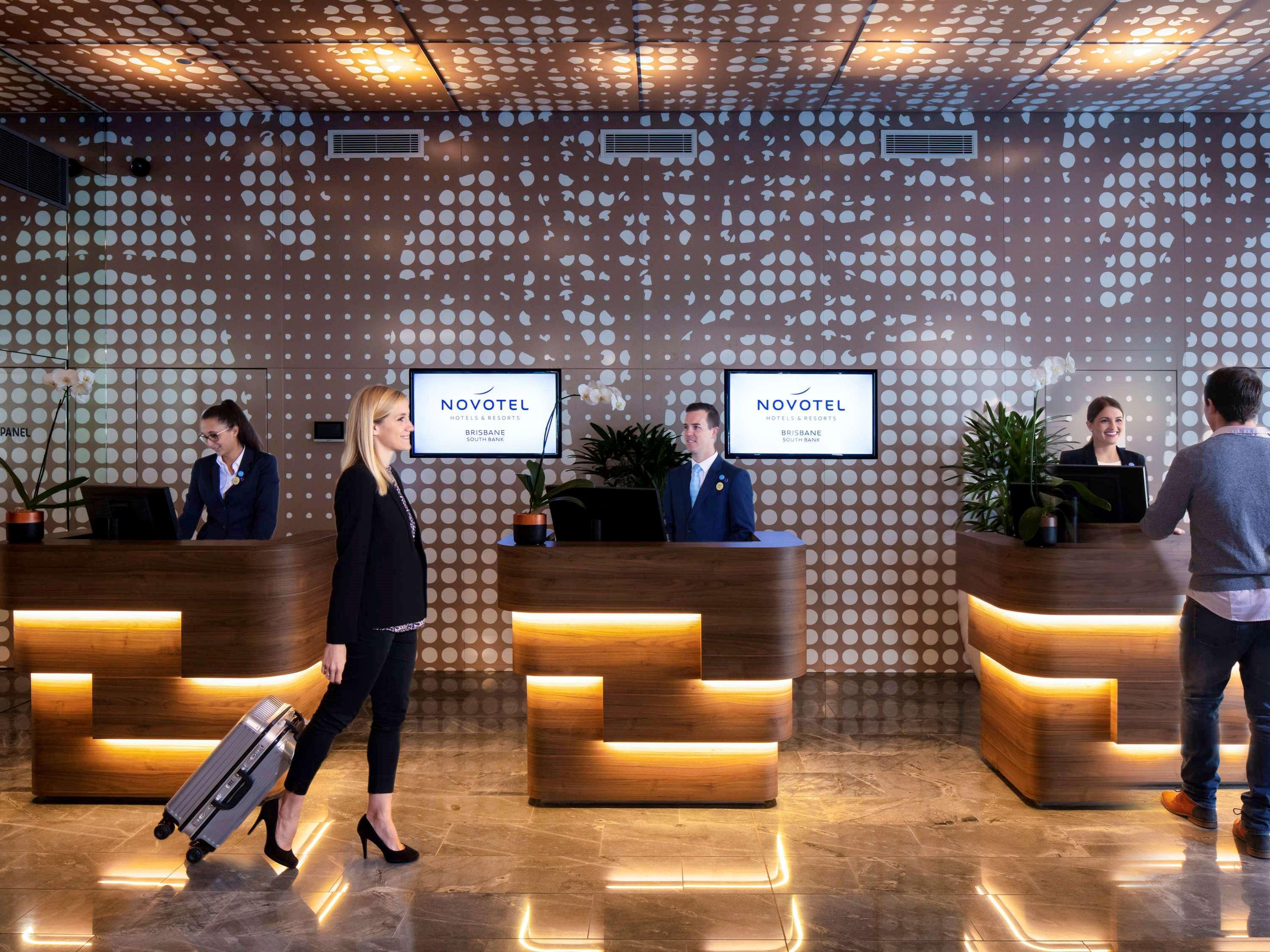 Novotel South Bank 5*