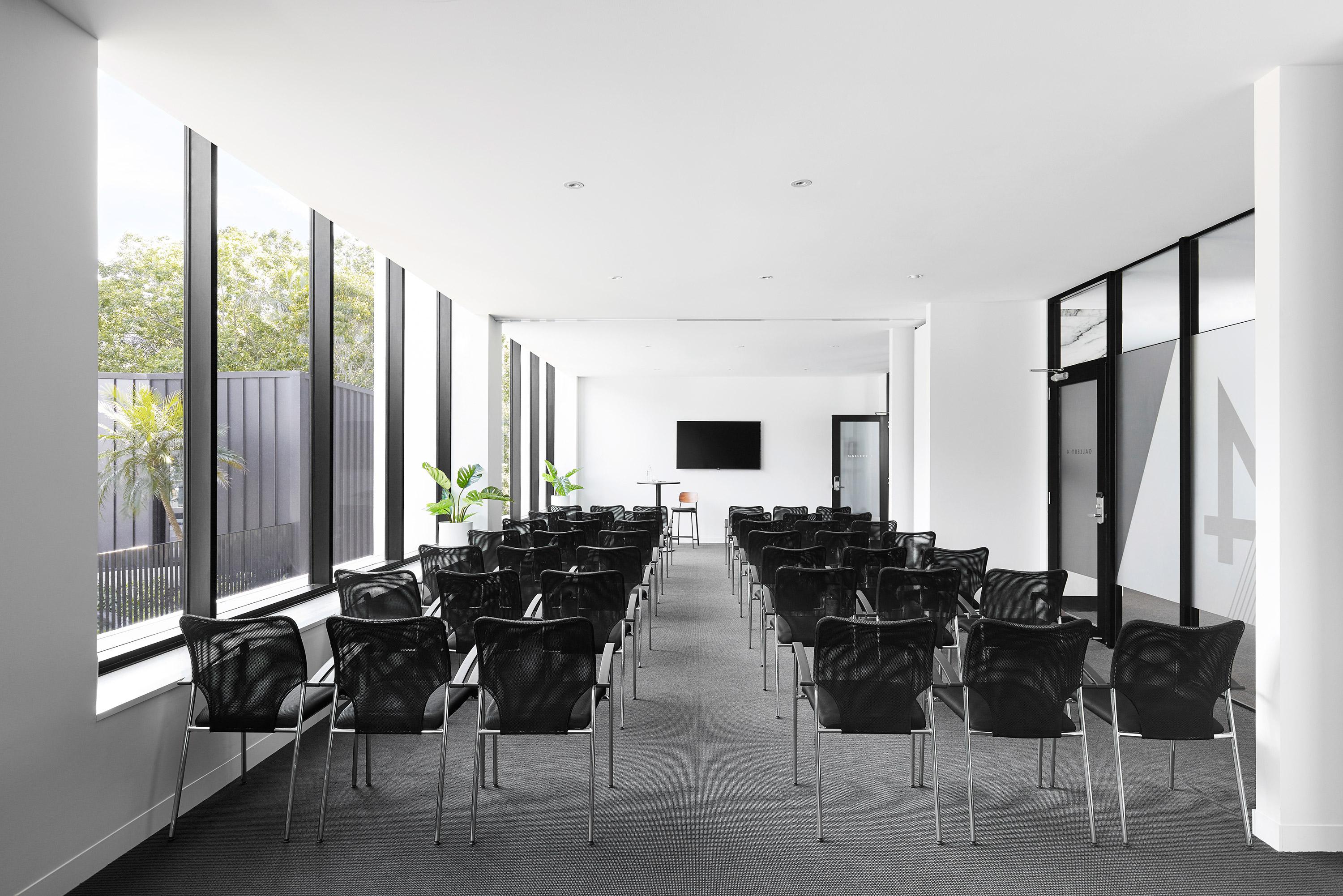 The Johnson - Art Series Hotel 4*