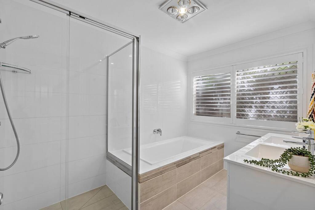 Designer's With Pool Holiday home Brisbane