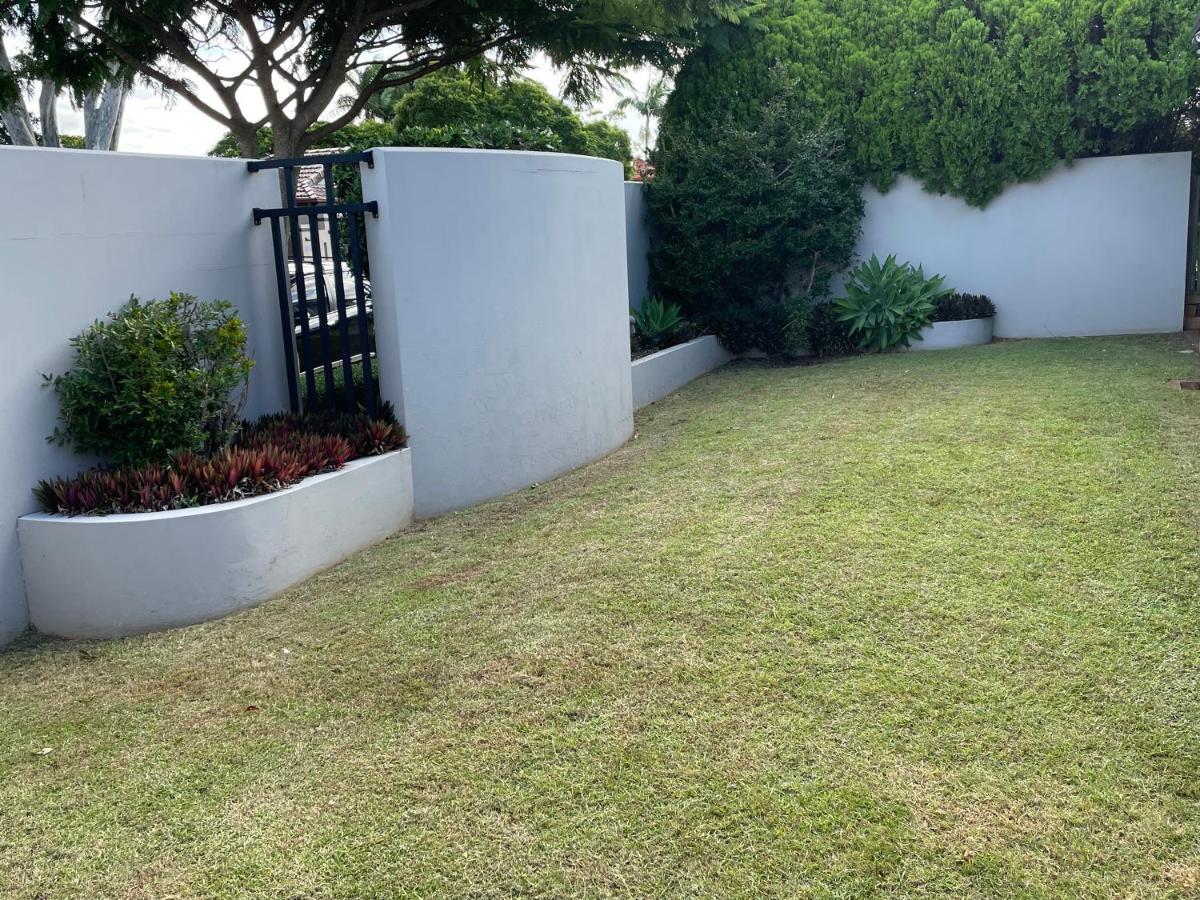 Holiday home Designer's With Pool Brisbane