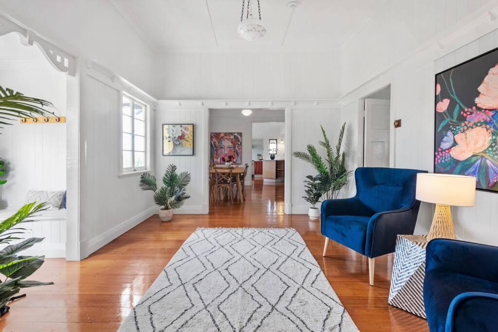 Charming 5br Family W/pool 10min From Airport Holiday home *