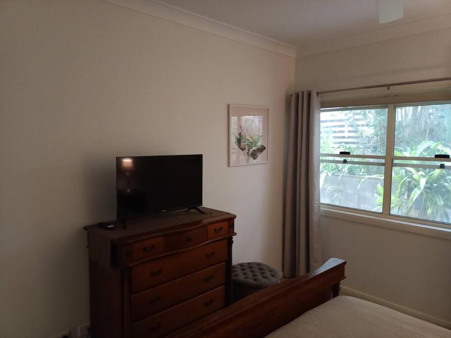 Apartment Adorable Private 2 Bedroom Guest + Pool