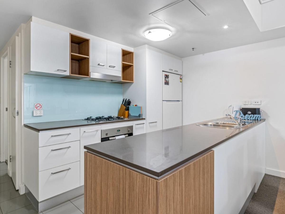 Centre 3br With Stunning Views Brisbane