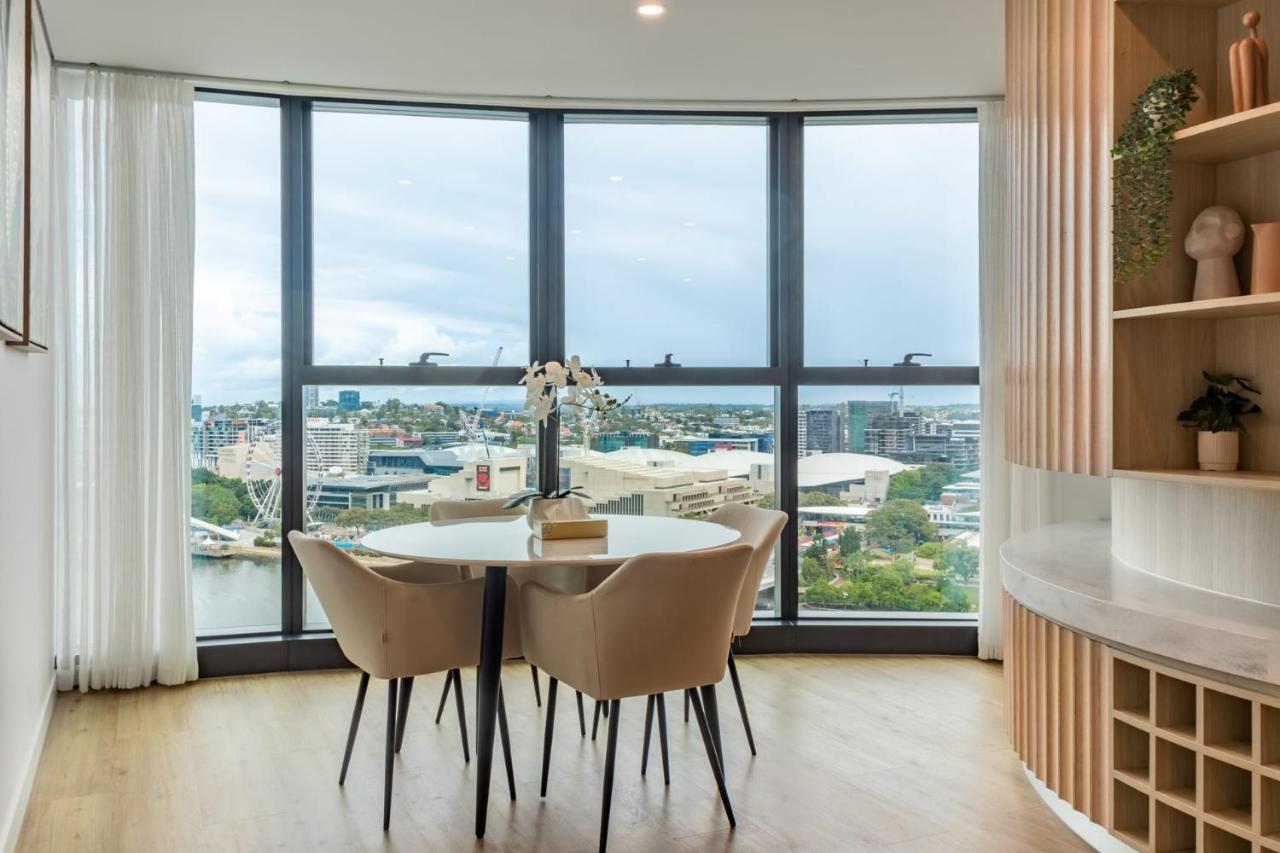 Ultimate Riverview Designer 2bd At Cbd